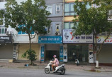 Bán nhà mặt phố Trần Quốc Hoàn, vị trí đẹp, kinh doanh đỉnh .DT68m2*MT12m* giá Đầu Tư.