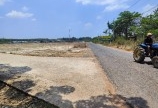 Đất trung tâm TP Đồng Xoài, liền kề quốc lộ 14, mặt tiền đường nhựa 32m, sổ sẵn công chứng ngay.